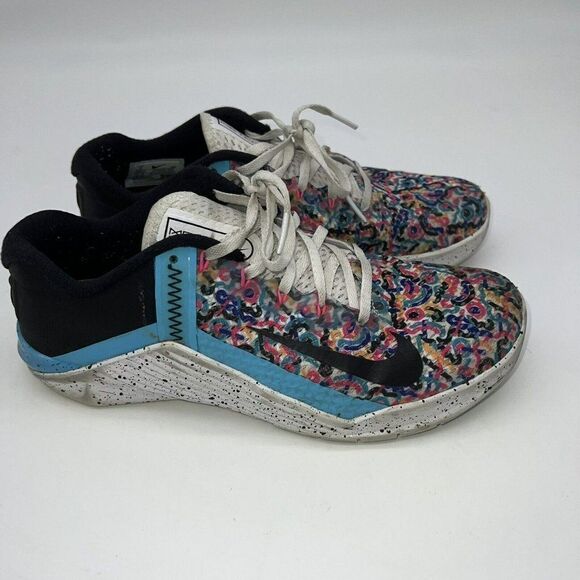 Nike Womens Metcon 6 AT3160-104 Multicolor Running Shoes Sneakers Size 9 - Picture 1 of 7